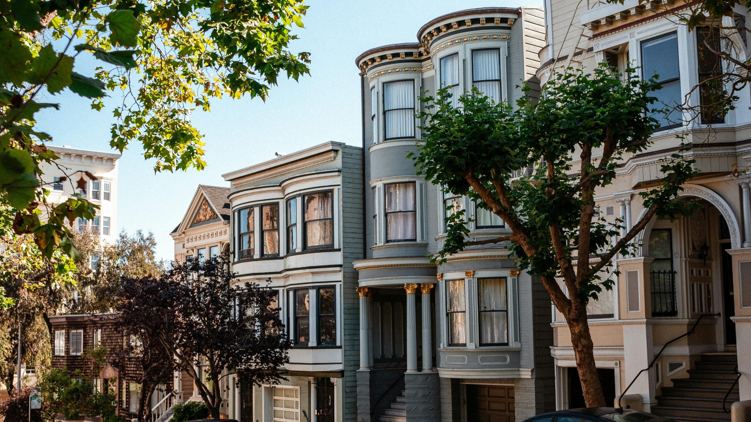 Photo of dense, mixed use zoning in San Francisco.