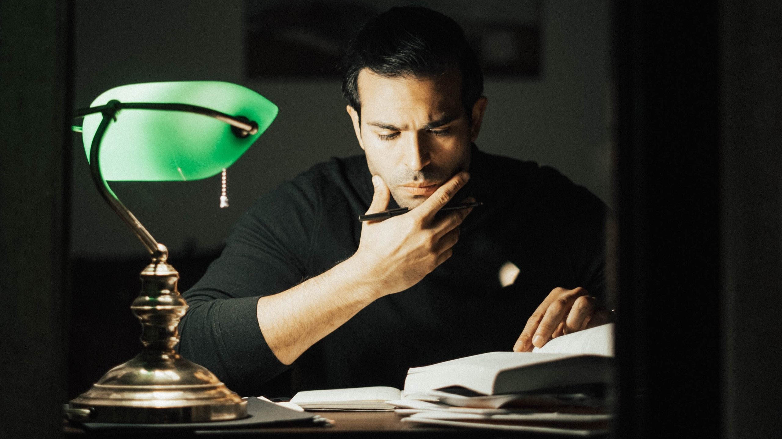 A man estimating property income using the 50% rule.