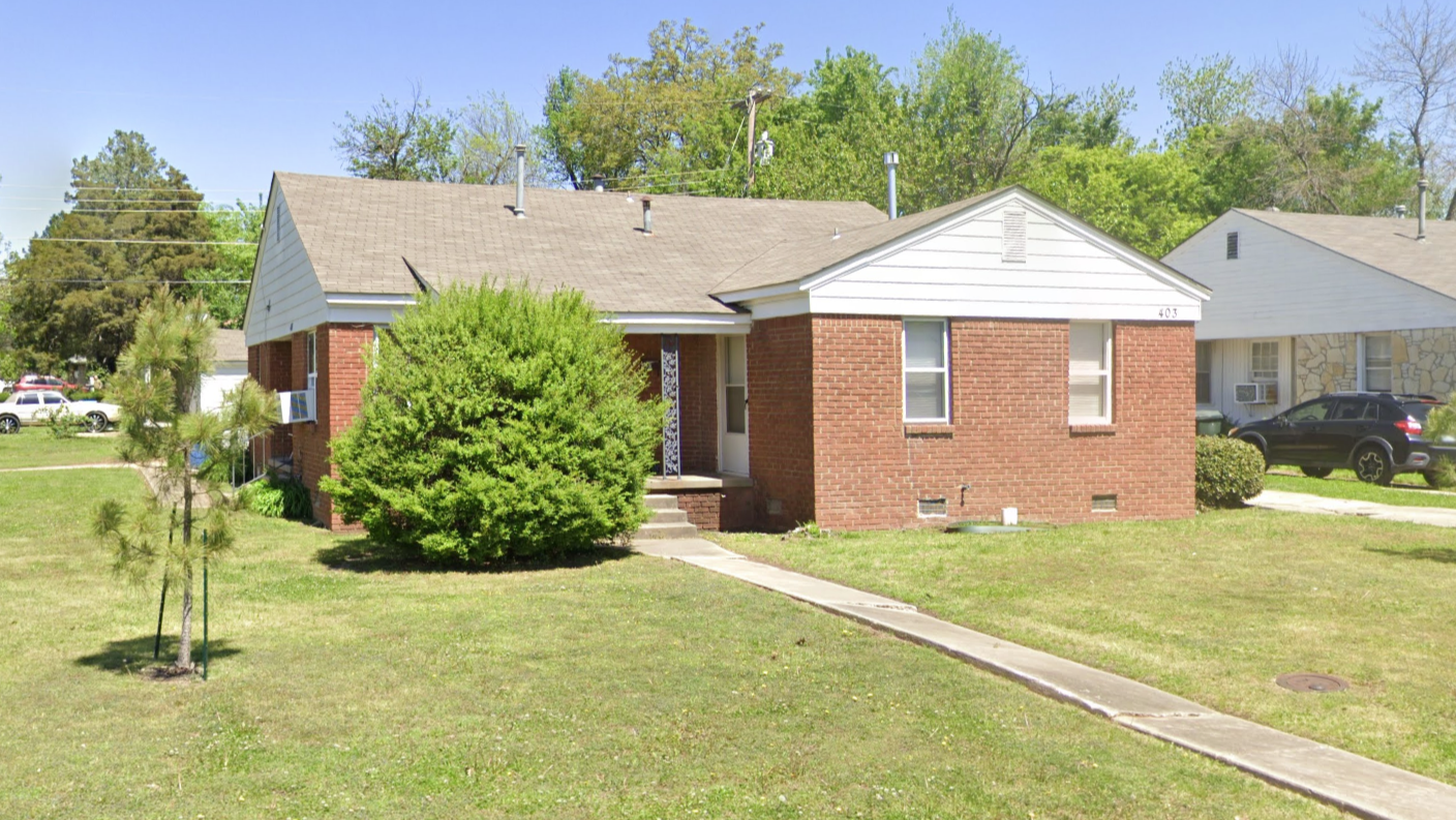 401/403 Babb Dr, Midwest City OK 73110.